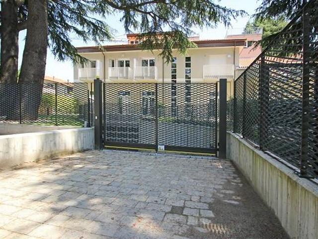 Appartamento in affitto a Albizzate VA