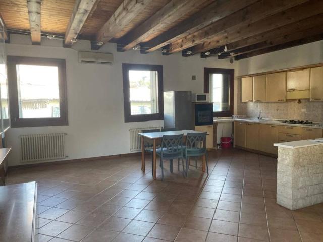 Appartamento in affitto a Altavilla Vicentina VI