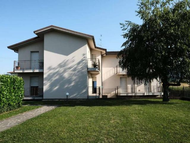 Appartamento in affitto a Ambivere BG