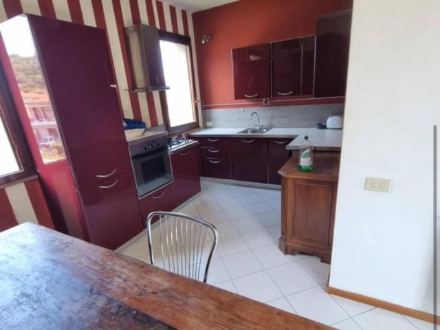 Appartamento in affitto a Ameglia SP