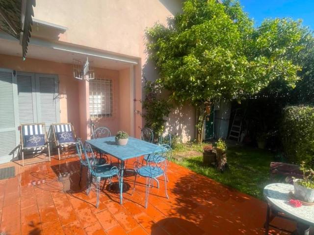 Appartamento in affitto a Ameglia SP