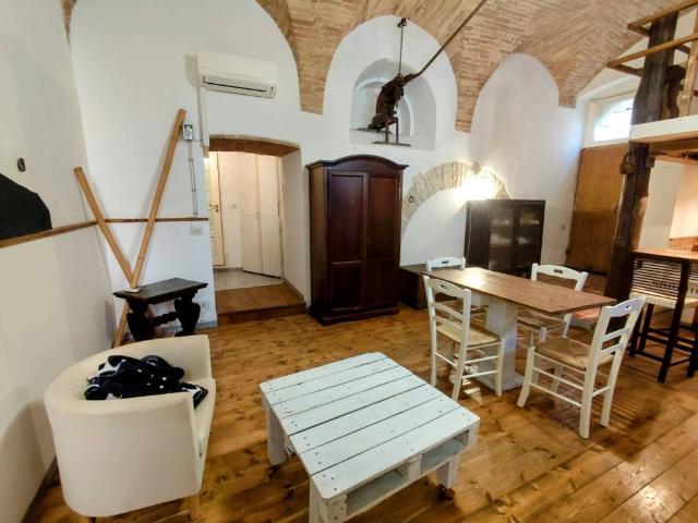Appartamento in affitto a Amelia TR