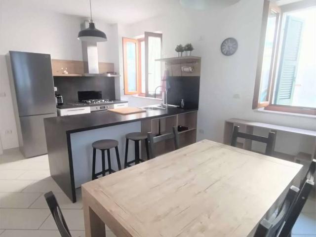 Appartamento in affitto a Ancona AN