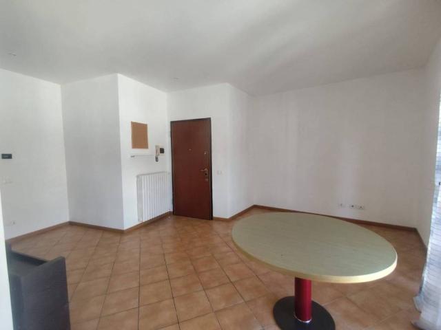 Appartamento in affitto a Appiano Gentile CO
