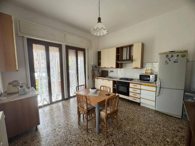 Appartamento in affitto a Arcola SP