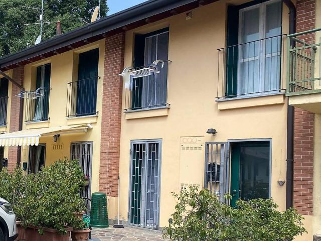 Appartamento in affitto a Arcore MB