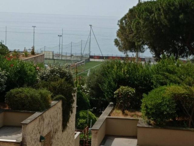 Appartamento in affitto a Arenzano GE