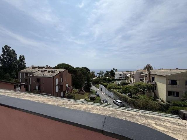 Appartamento in affitto a Arenzano GE