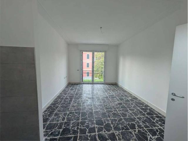 Appartamento in affitto a Arona NO