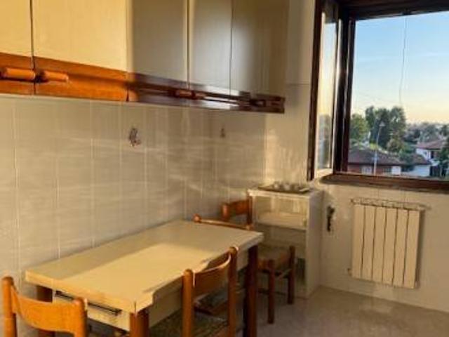 Appartamento in affitto a Assago MI