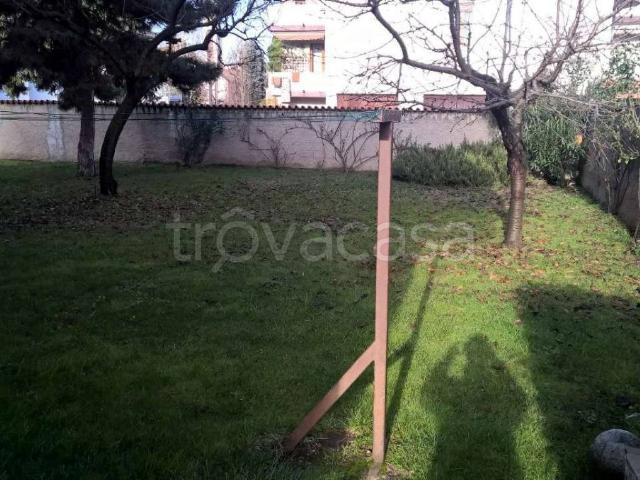 Appartamento in affitto a Buscate, arredato, riscaldamento autonomo, ultimo piano TrovaCasa