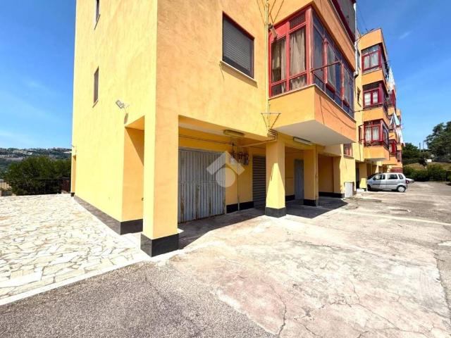 Appartamento in affitto a Bacoli NA