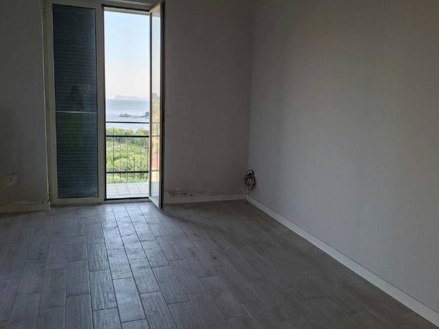 Appartamento in affitto a Bacoli NA
