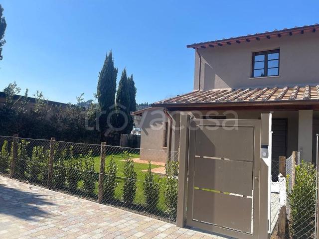 Appartamento in affitto a Bagno a Ripoli via di Compiobbi, 4, arredato, giardino privato, posto auto TrovaCasa