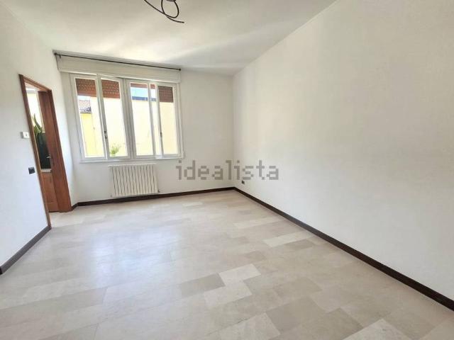 Appartamento in affitto a Baiso, box, parzialmente arredato, ascensore TrovaCasa