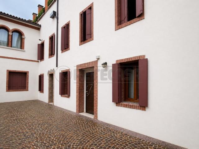 Appartamento in affitto a Bassano del Grappa via Campo Marzio, 38, arredato, ristrutturato, centrale TrovaCasa