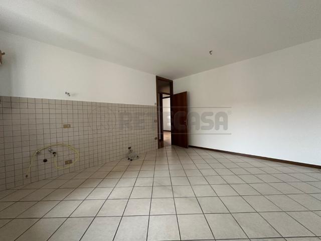 Appartamento in affitto a Bassano del Grappa, non arredato/vuoto, giardino, box TrovaCasa