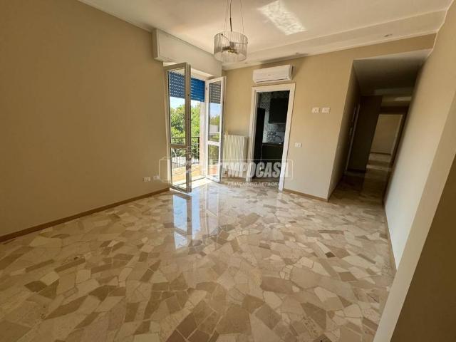 Appartamento in affitto a Baranzate MI
