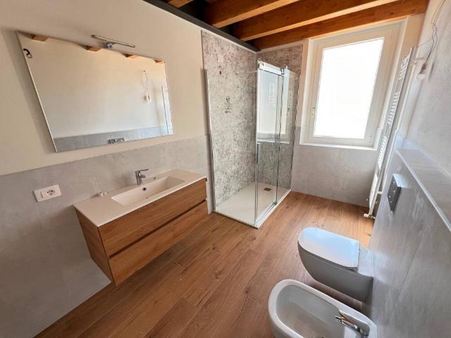 Appartamento in affitto a Bardolino VR