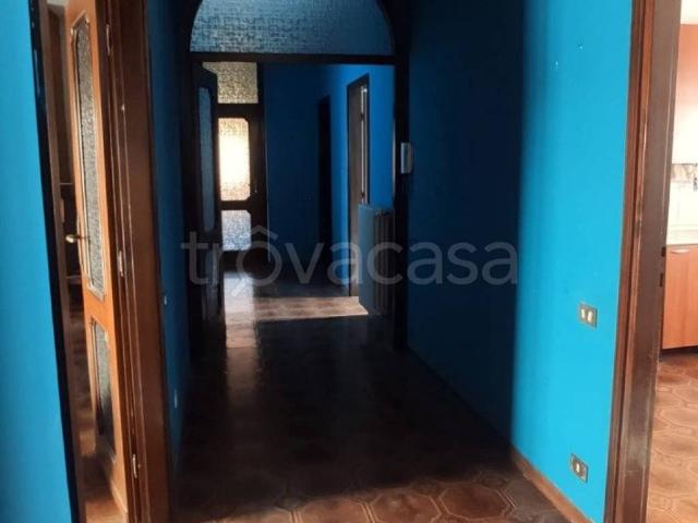 Appartamento in affitto a Bareggio, libero subito, ingresso indipendente, balcone TrovaCasa