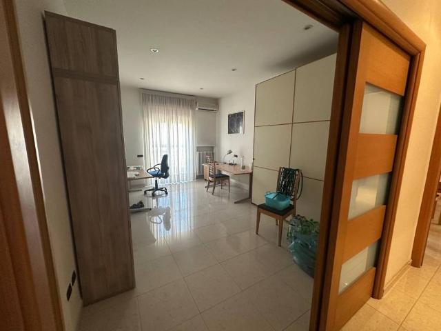 Appartamento in affitto a Bari BA