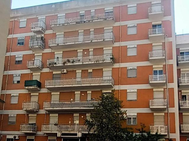 Appartamento in affitto a Bari BA