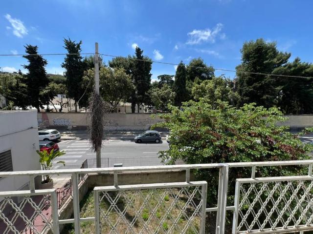Appartamento in affitto a Bari BA
