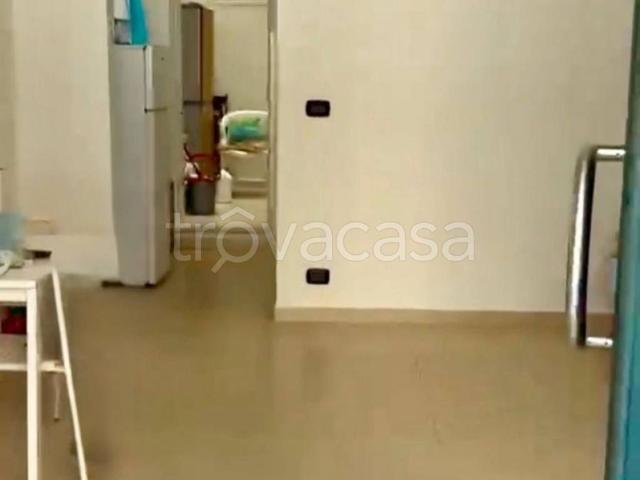 Appartamento in affitto a Bari via Isonzo, arredato, giardino privato, lavatrice TrovaCasa