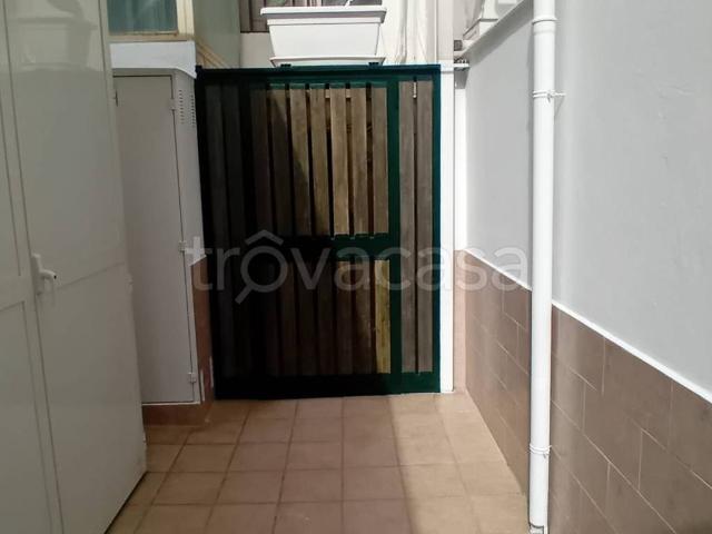 Appartamento in affitto a Bari via Sagarriga Visconti, 114, arredato, giardino privato, contesto signorile TrovaCasa