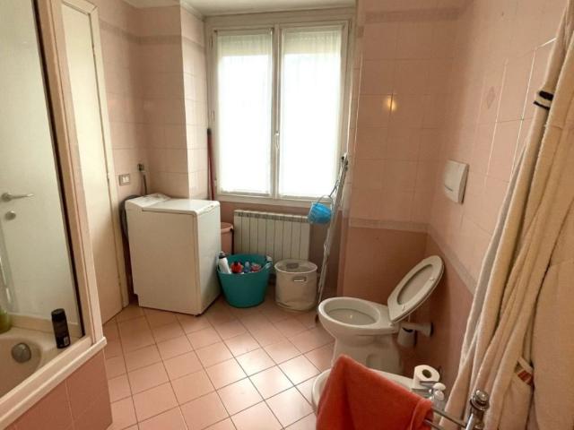 Appartamento in affitto a Baveno via gavaggi, arredato, riscaldamento autonomo, vista lago TrovaCasa