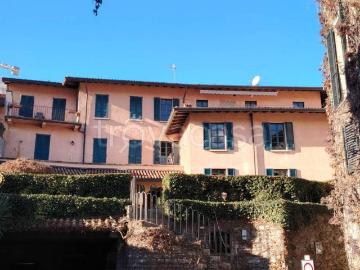 Appartamento in affitto a Bellagio sfrondati, 15, arredato, giardino, riscaldamento centralizzato TrovaCasa