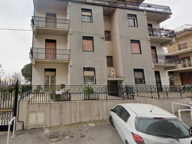 Appartamento in affitto a Belpasso CT