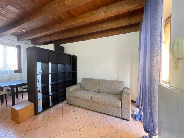 Appartamento in affitto a Bernareggio MB