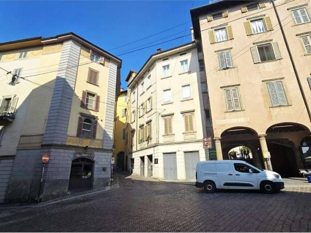 Appartamento in affitto a Bergamo BG