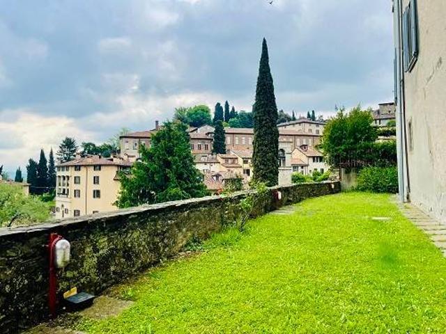 Appartamento in affitto a Bergamo BG