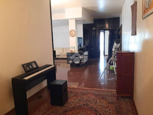 Appartamento in affitto a Bergamo via Divisione Tridentina, 6, arredato, posto auto, terrazzo TrovaCasa