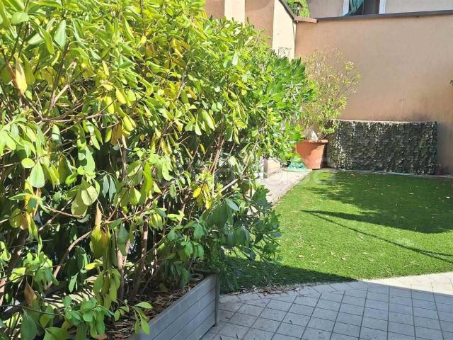 Appartamento in affitto a Bergamo via Tremana, 18, arredato, giardino privato, box TrovaCasa