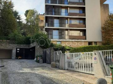 Appartamento in affitto a Bergamo viale Vittorio Emanuele, immobile di prestigio, parzialmente arredato, ristrutturato TrovaCasa