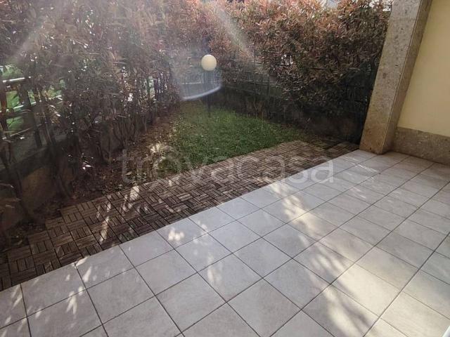 Appartamento in affitto a Biassono via Po, 8, arredato, giardino privato, box TrovaCasa