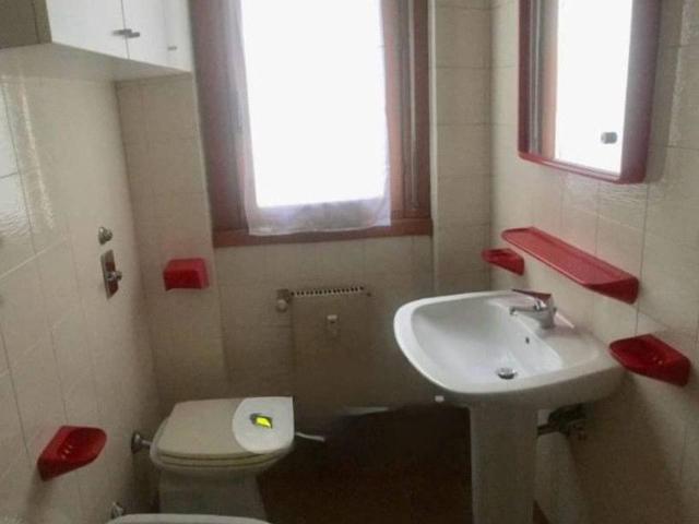 Appartamento in affitto a Biassono
