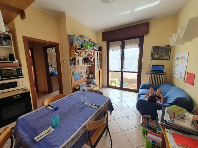 Appartamento in affitto a Biassono