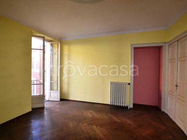 Appartamento in affitto a Biella via della Repubblica, 43, non arredato/vuoto, ascensore, ultimo piano TrovaCasa
