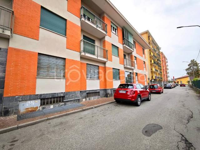 Appartamento in affitto a Biella via Fratelli Cairoli, non arredato/vuoto, box, cantina TrovaCasa