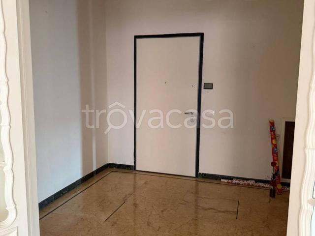 Appartamento in affitto a Biella via Trento, 9, box, immobile di prestigio, ristrutturato TrovaCasa