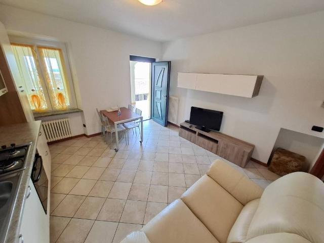 Appartamento in affitto a Binago CO