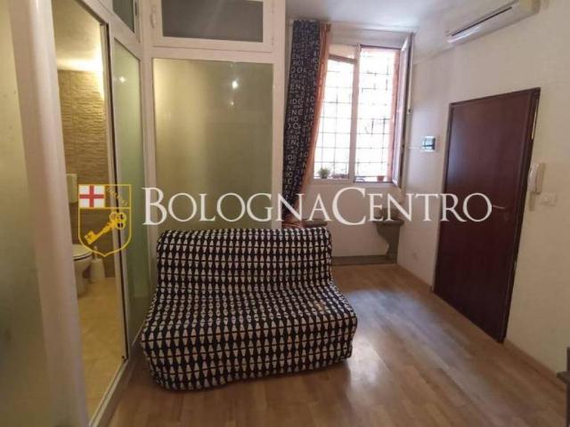 Appartamento in affitto a Bologna BO