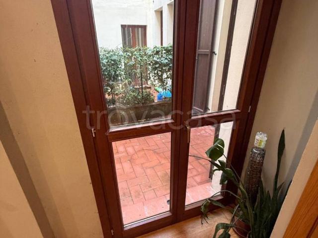 Appartamento in affitto a Bologna via Mascarella, arredato, terrazzo, cantina TrovaCasa