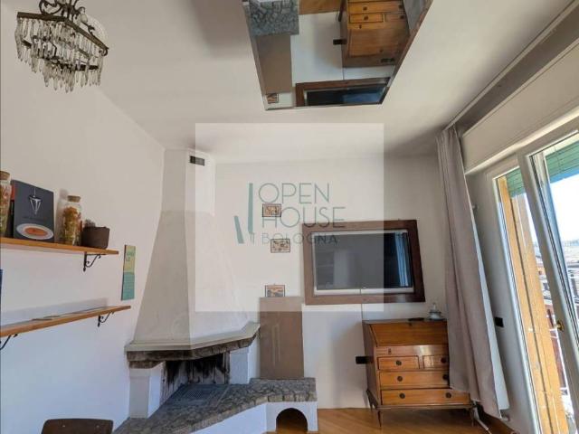 Appartamento in affitto a Bologna via Augusto Aglebert, Bologna, arredato, riscaldamento autonomo, caminetto TrovaCasa