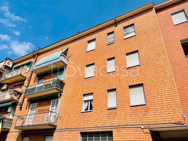 Appartamento in affitto a Bologna via Alessandro Stoppato, 16, arredato, riscaldamento centralizzato, centrale TrovaCasa