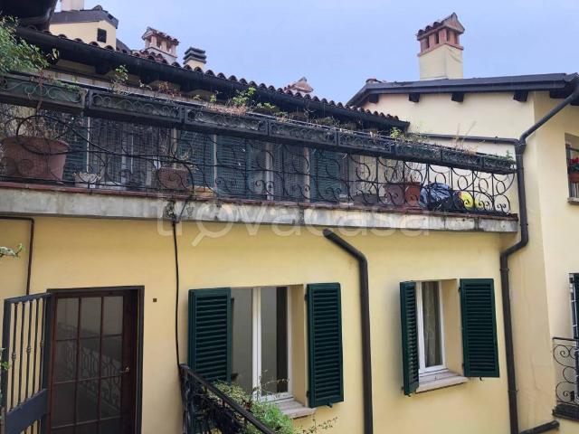 Appartamento in affitto a Bologna via del Carro, 9, arredato, caminetto, ascensore TrovaCasa
